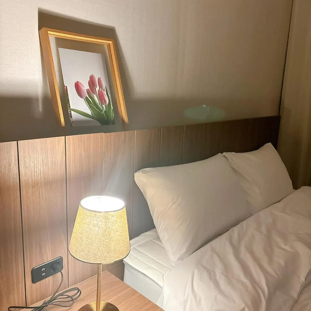 Big Star Stay Busan 0*,
